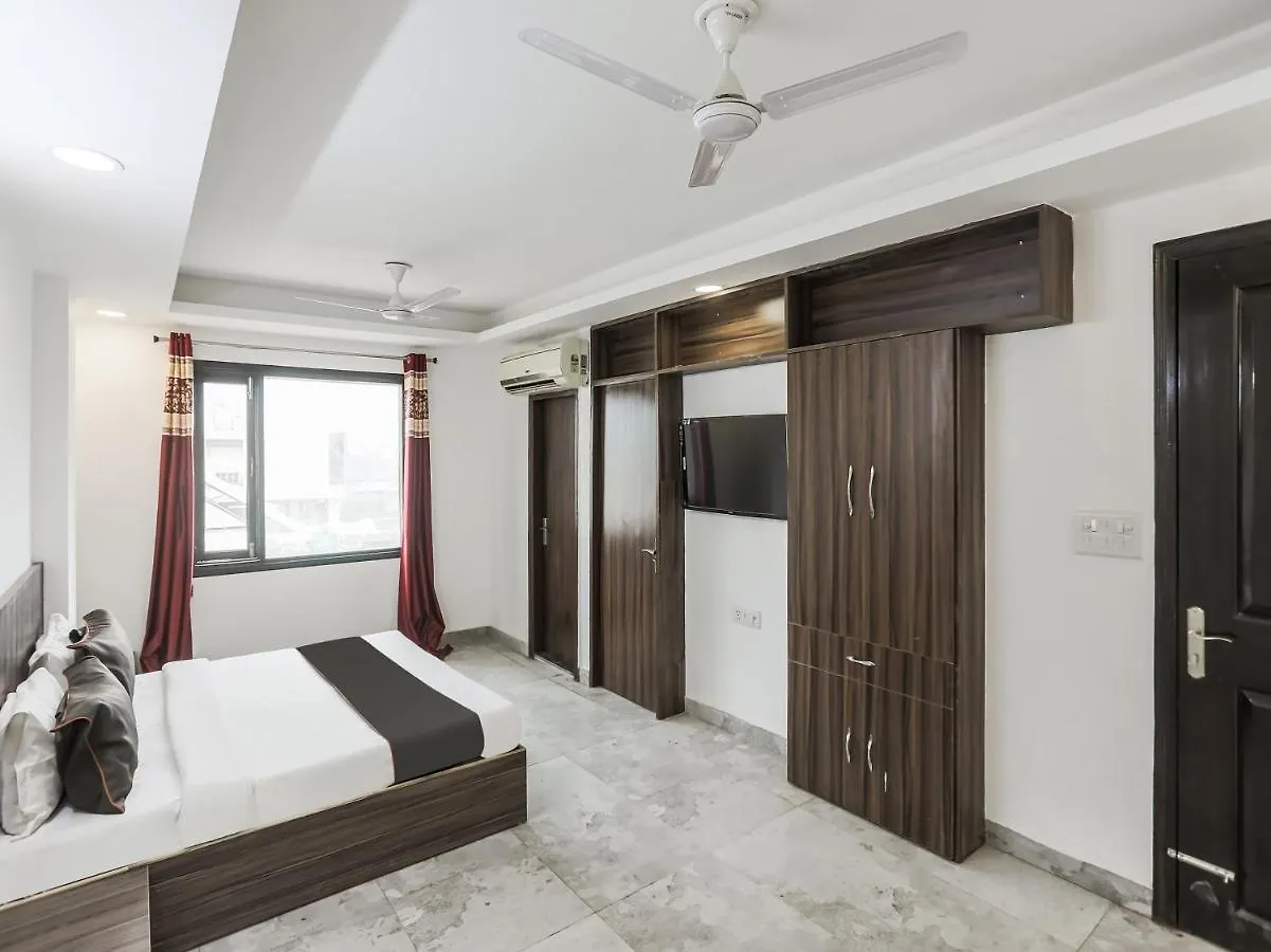 Capital O 85585 The Arjun Hotel Gurgaon