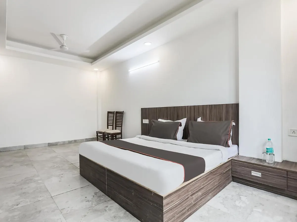 Capital O 85585 The Arjun Hotel Gurgaon India